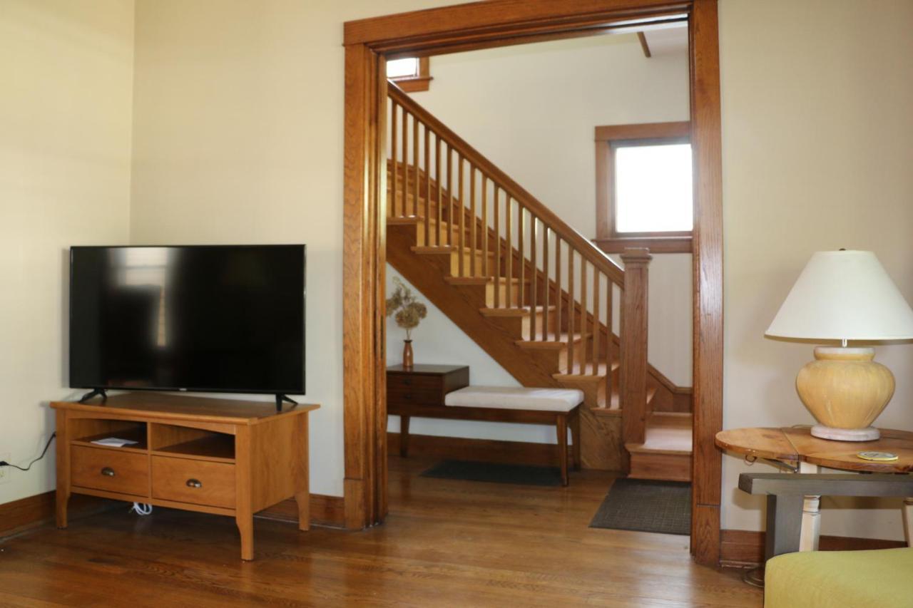 Historic Home With Outdoor Hot Tub Near Downtown In Public Transportation Hub シカゴ エクステリア 写真